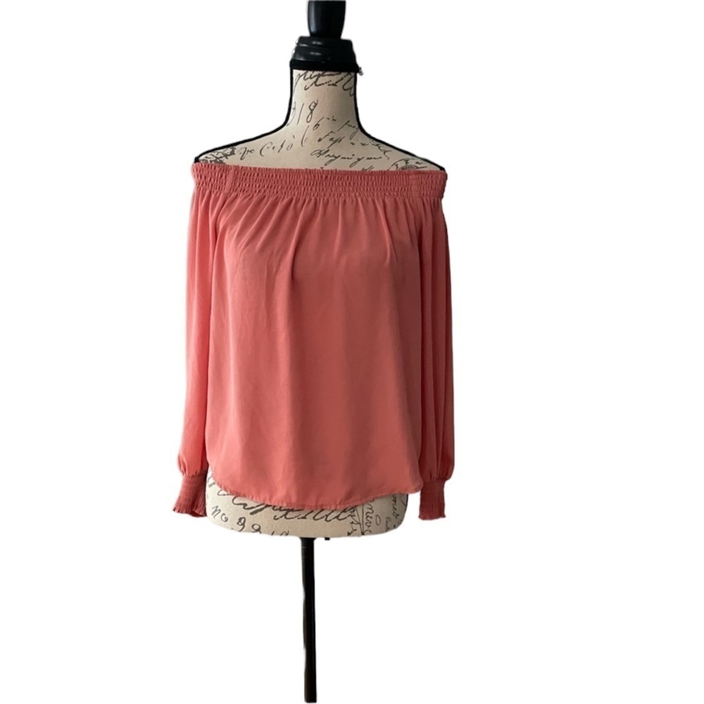 Express Coral Off The Shoulder Blouse- S​